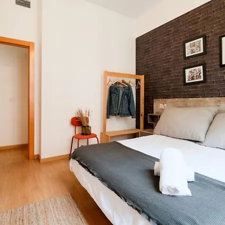Lägenhet Seo Centro 8 Pax Familiar 3 *