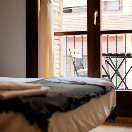 Seo Centro 8 Pax Familiar 3 *