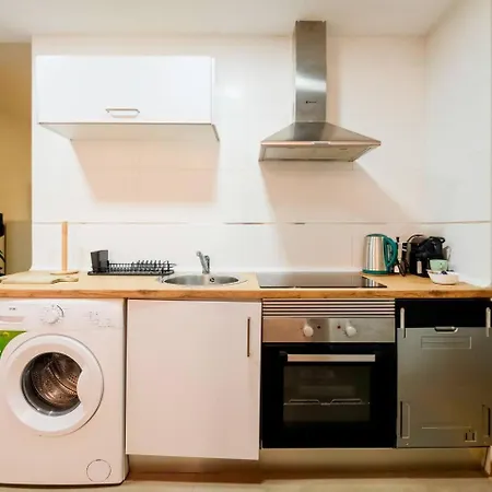 Seo Centro 8 Pax Familiar 3 萨拉戈萨